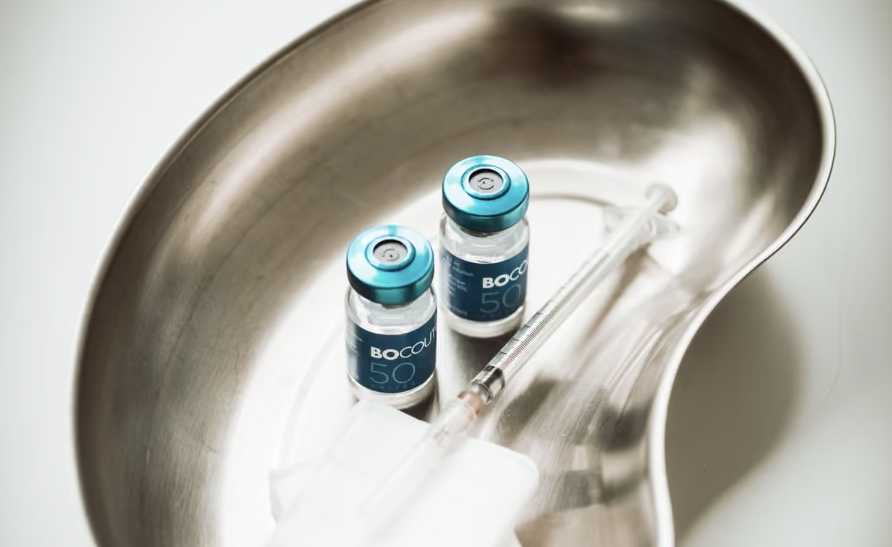 Public Health Experts Warn of Botulism Risks Linked to Unauthorized Cosmetic Injections in UK